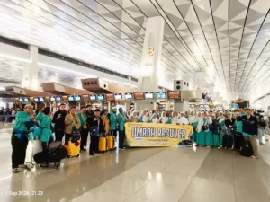 Jamaah umroh cahaya raudhah travel haji dan umroh