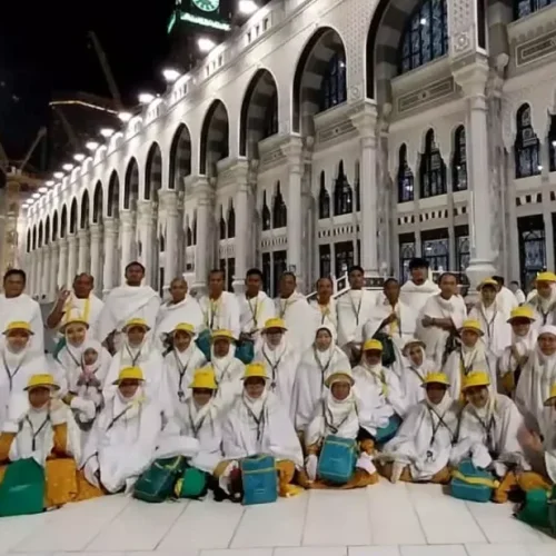 100+ Kata-Kata Mutiara tentang Umroh yang Cocok jadi Caption Sosmed