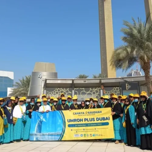 travelcahayaraudhah.com - cahayaraudhah.com - Motif, Metode, dan Ciri Travel Umroh Penipu