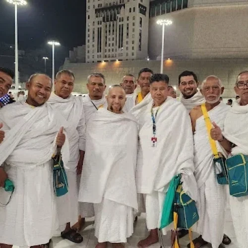 Paket Umroh untuk Lansia : Solusi Terbaik dari Cahaya Raudhah