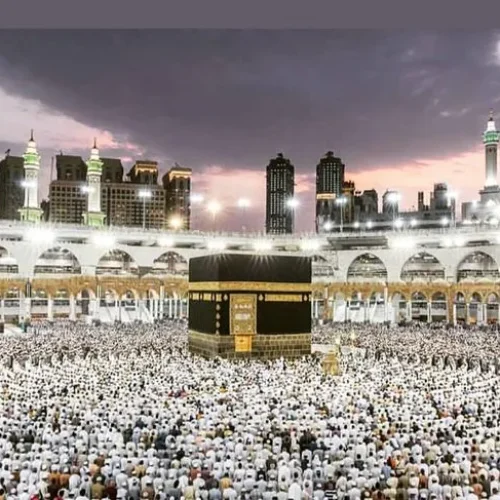 Pilih Haji atau Umroh Dulu? Panduan Lengkap untuk Memutuskan Pilihan Tepat